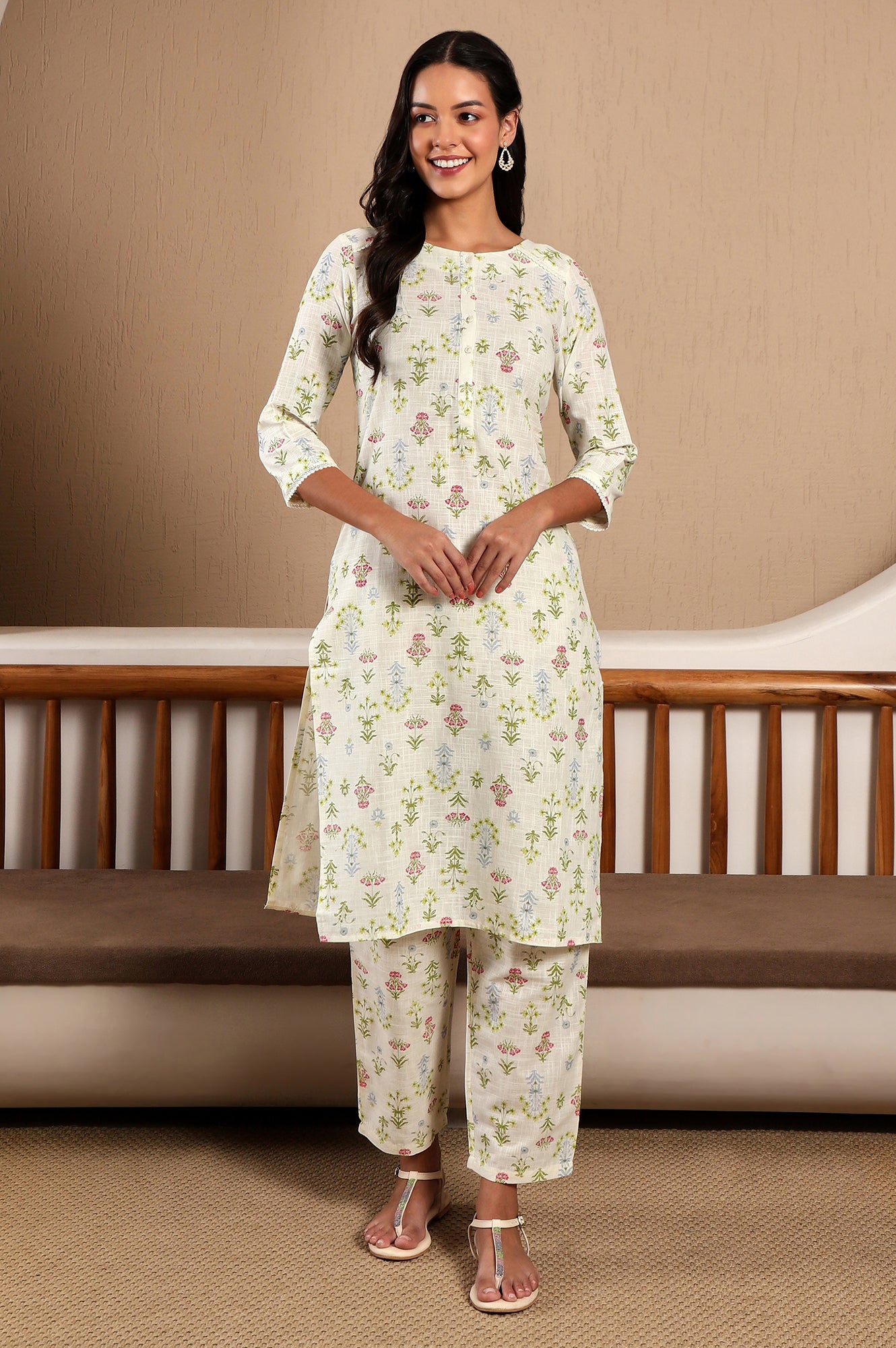 White Floral Printed Pure Cotton Straight Kurta and Pants Co-ord Set - Image 7
